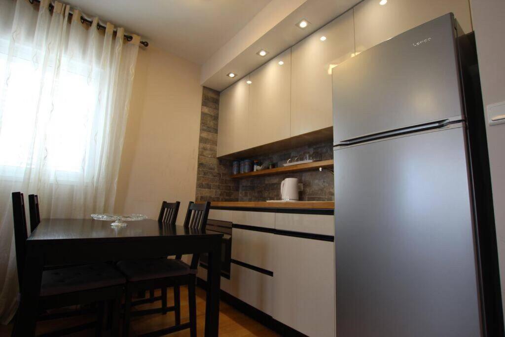 Royal Apartments , Blvd Nitza 8 Netanja Exteriér fotografie